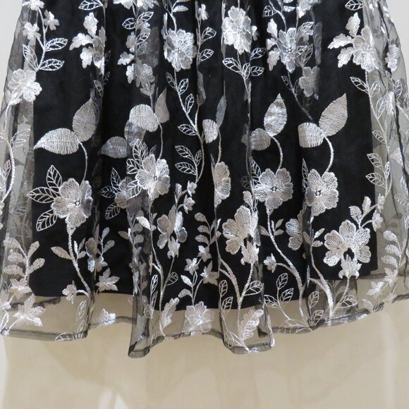 TORRID Mini Lace Smocked Off Shoulder Dress in Black White Evening Whimsigoth - Picture 10 of 15